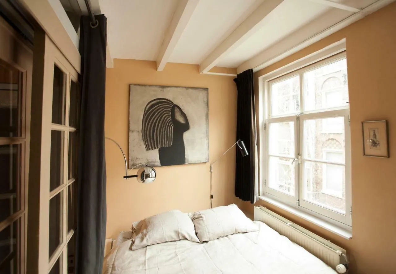 ** Bed & Breakfast Since1634 Bed and Breakfast Amsterdam Nederländerna